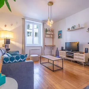 2-4 Pers, Charme De L'ancien, Calme, Vélos, Centre Appartement
